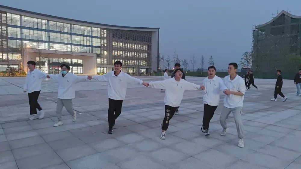 图片 图片